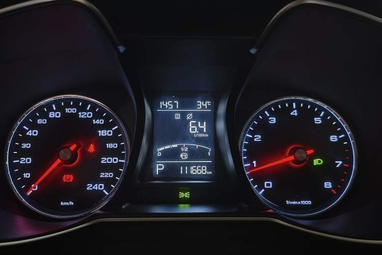 Used MG 6 2017 20T Automatic Luxury Smart Connect Version China V Standard Instrument Cluster