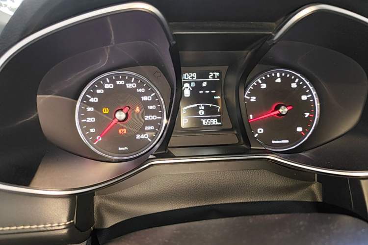 Used MG 6 2017 20T Automatic Luxury Smart Connect Version China V Standard Instrument Cluster