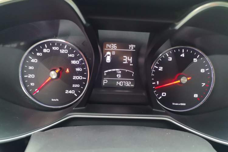 Used MG 6 2017 20T Automatic Luxury Smart Connect Version China V Standard Instrument Cluster