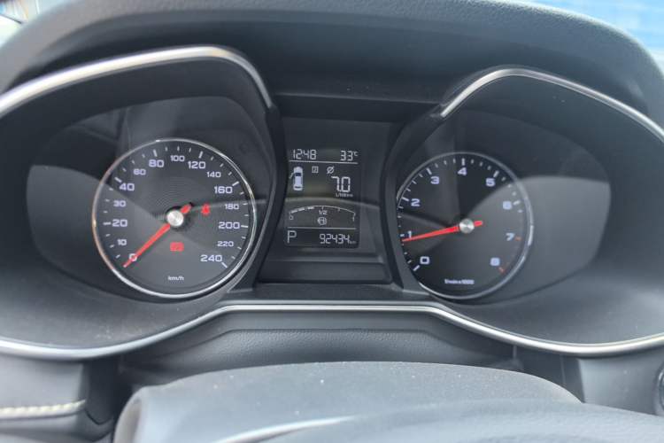 Used MG 6 2017 20T Automatic Luxury Smart Connect Version China V Standard Instrument Cluster