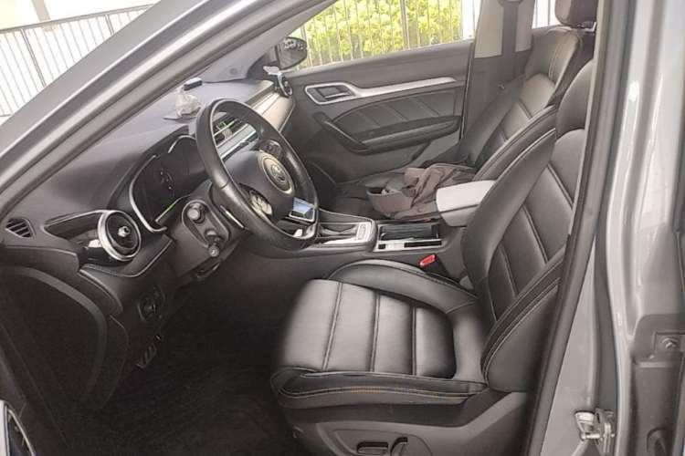 Used MG 6 2017 20T Automatic Luxury Smart Connect Version China V Standard Left Front Seat
