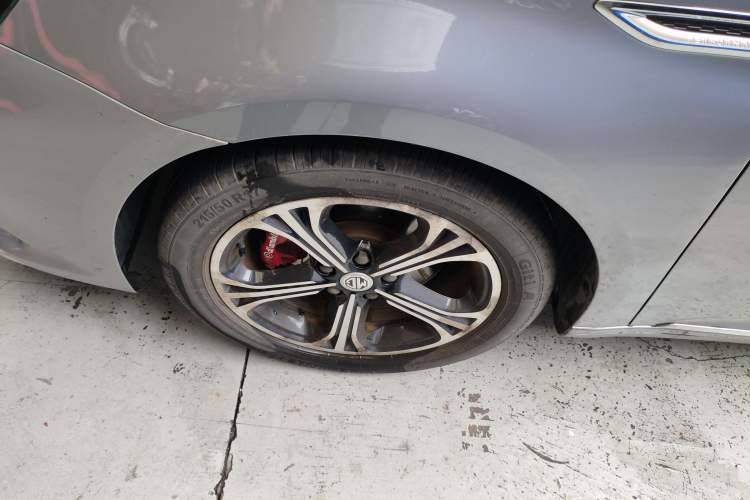Used MG 6 2017 20T Automatic Luxury Smart Connect Version China V Standard Left Front Wheel Hub
