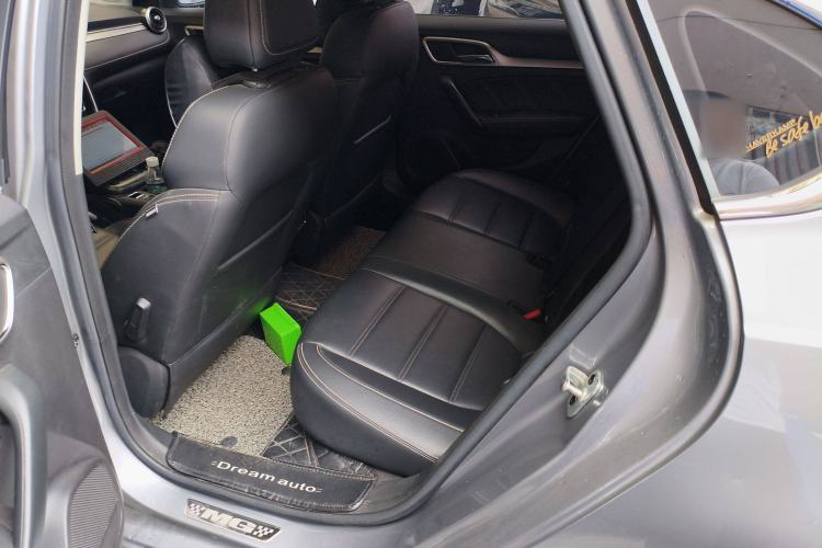 Used MG 6 2017 20T Automatic Luxury Smart Connect Version China V Standard Left Rear Seat