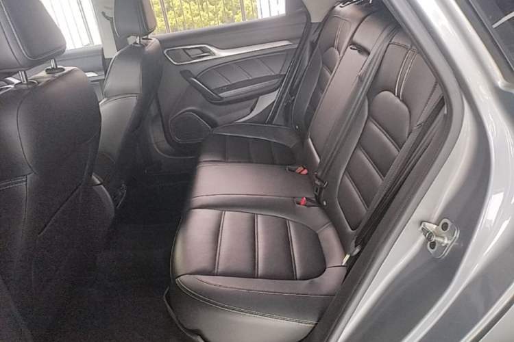 Used MG 6 2017 20T Automatic Luxury Smart Connect Version China V Standard Left Rear Seat
