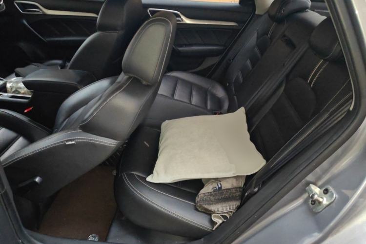 Used MG 6 2017 20T Automatic Luxury Smart Connect Version China V Standard Left Rear Seat