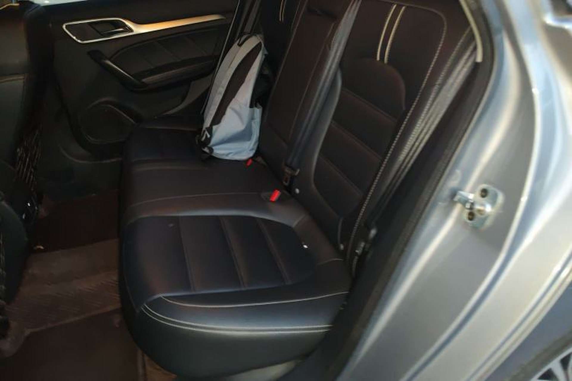 Used MG 6 2017 20T Automatic Luxury Smart Connect Version China V Standard Left Rear Seat