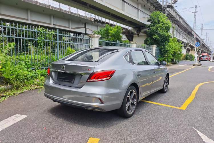 Used MG 6 2017 20T Automatic Luxury Smart Connect Version China V Standard Rear Right 45 Deg