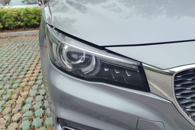 Used MG 6 2017 20T Automatic Luxury Smart Connect Version China V Standard Right Front Headlight