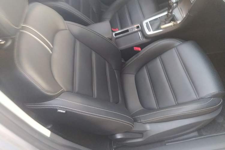 Used MG 6 2017 20T Automatic Luxury Smart Connect Version China V Standard Right Front Seat