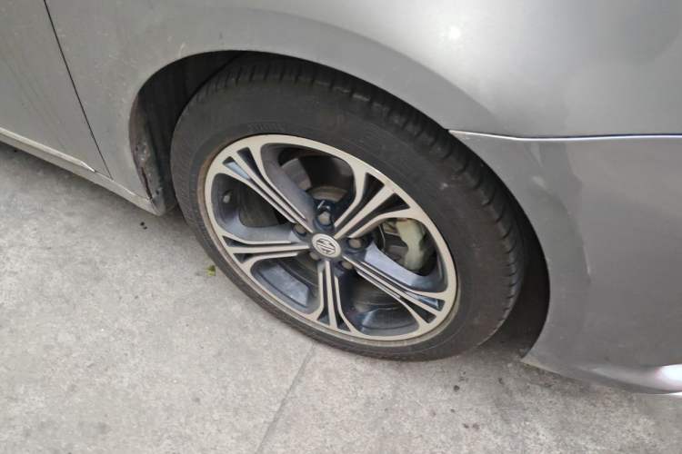 Used MG 6 2017 20T Automatic Luxury Smart Connect Version China V Standard Right Front Wheel Hub