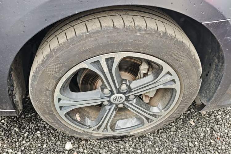 Used MG 6 2017 20T Manual Luxury Smart Connect Version China V Standard Right Front Wheel Hub