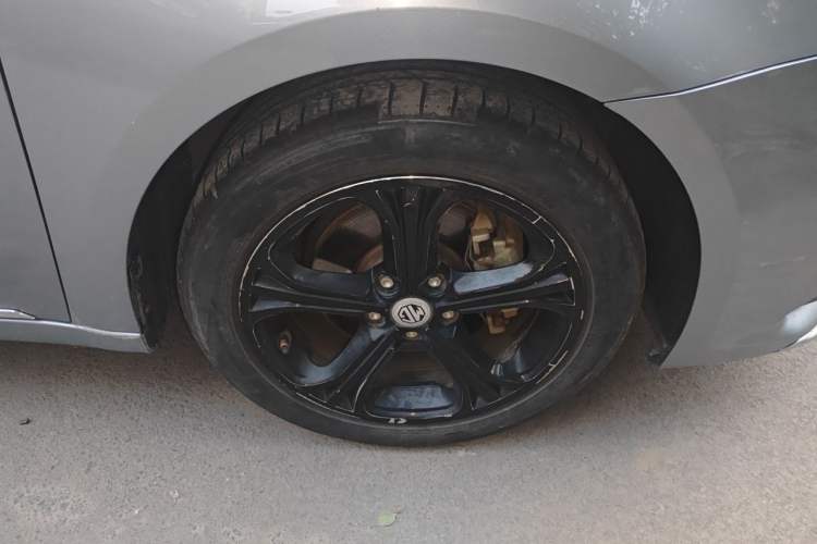 Used MG 6 2017 20T Automatic Luxury Smart Connect Version China V Standard Right Front Wheel Hub