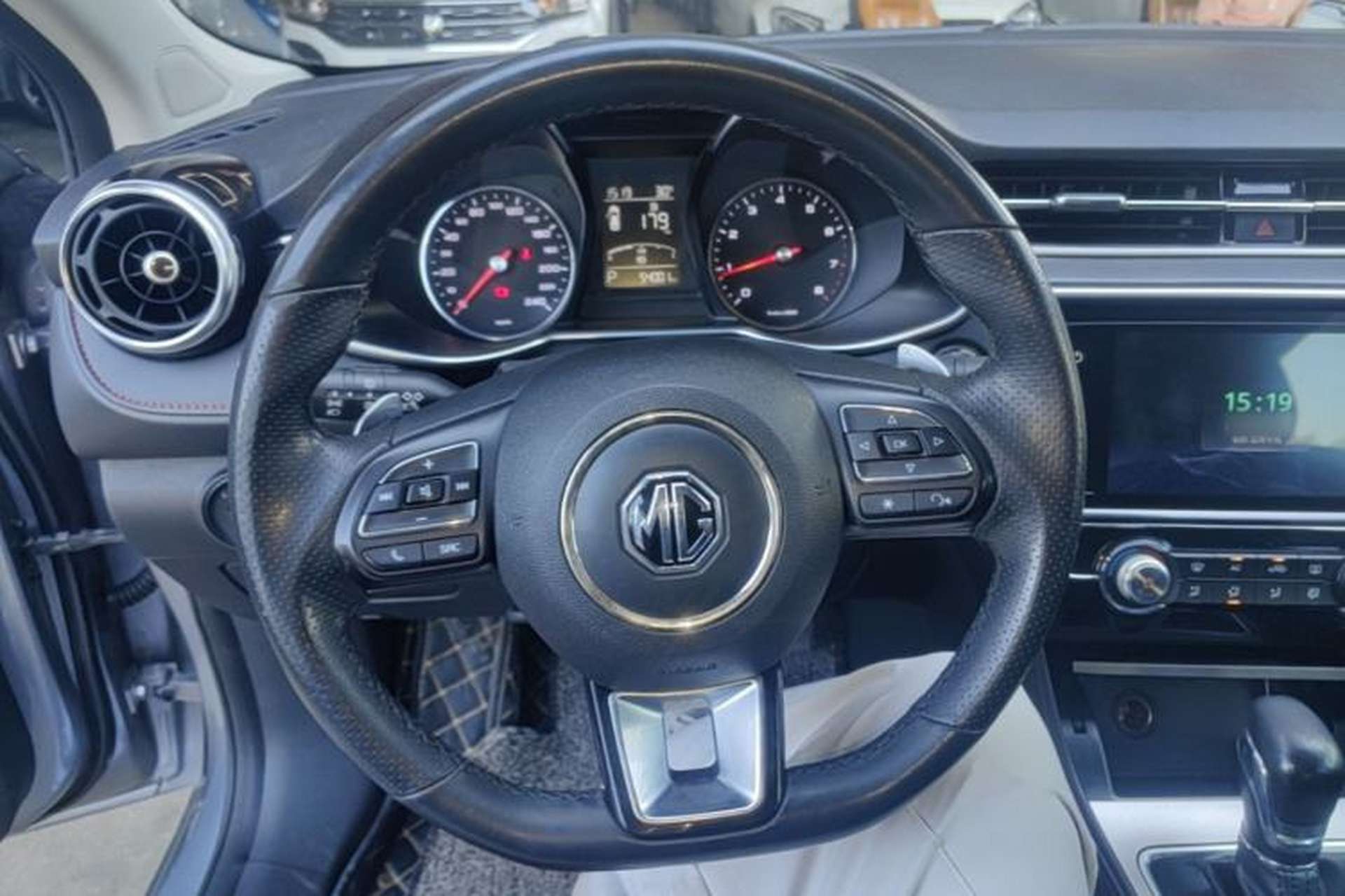 Used MG 6 2017 20T Automatic Elite Smart Connect Version China V Standard Steering Wheel