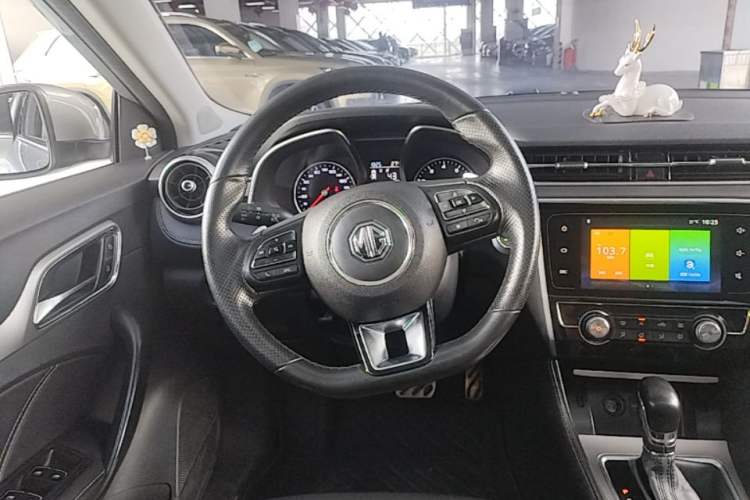Used MG 6 2017 20T Automatic Luxury Smart Connect Version China V Standard Steering Wheel