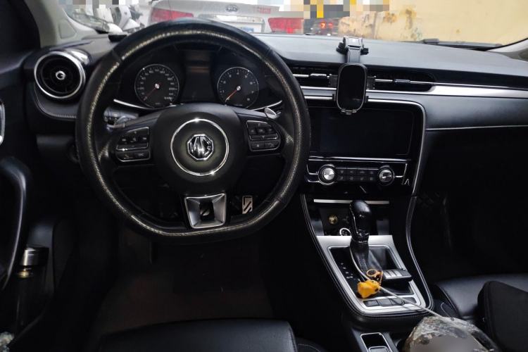 Used MG 6 2017 20T Automatic Luxury Smart Connect Version China V Standard Steering Wheel