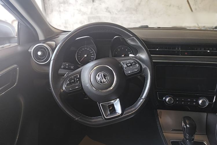 Used MG 6 2017 20T Automatic Luxury Smart Connect Version China V Standard Steering Wheel
