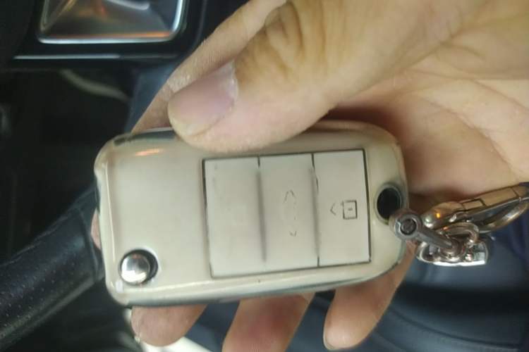 Used MG 6 2017 20T Automatic Luxury Smart Connect Version China V Standard Vehicle Key