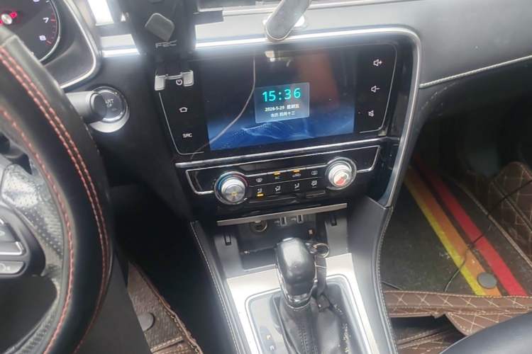 Used MG 6 2017 20T Automatic Luxury Smart Connect Version China V Standard Audio And AC Panel