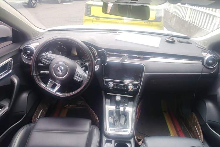 Used MG 6 2017 20T Automatic Luxury Smart Connect Version China V Standard Center Console
