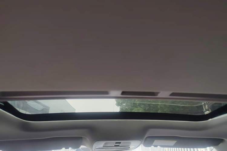 Used MG 6 2017 20T Automatic Luxury Smart Connect Version China V Standard Headliner