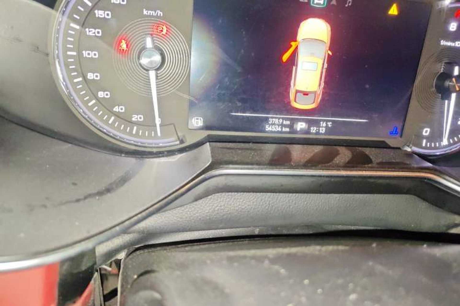 Used MG 6 2017 20T Automatic Trophy Prestige Internet Edition China V Standard Odometer Close Up