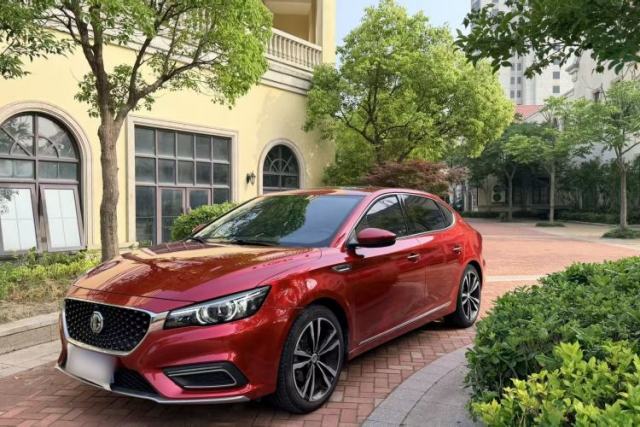 Ojetý MG 6 2017 20T Automatic Trophy Prestige Internet Edition China V Standard