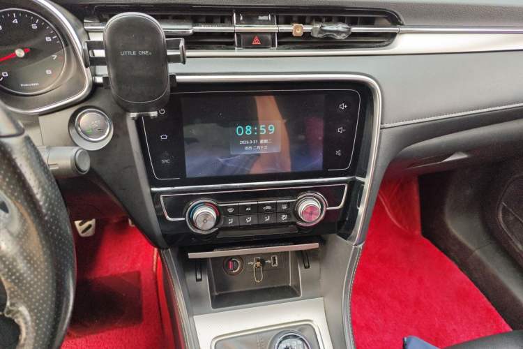 Used MG 6 2017 20T Manual Luxury Smart Connect Version China V Standard Audio And AC Panel