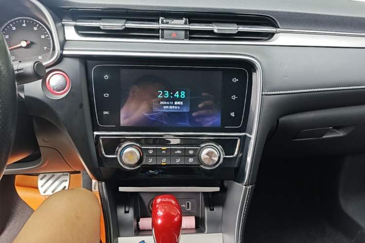 Used MG 6 2017 20T Automatic Luxury Smart Connect Version China V Standard Audio And AC Panel