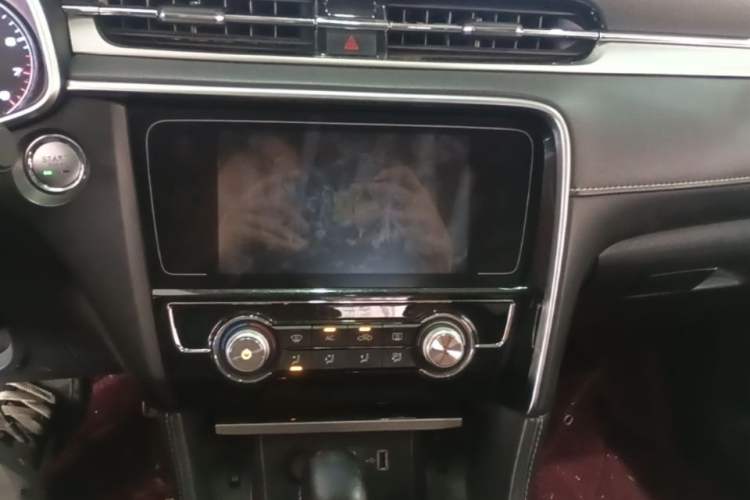 Used MG 6 2017 20T Automatic Luxury Smart Connect Version China V Standard Audio And AC Panel
