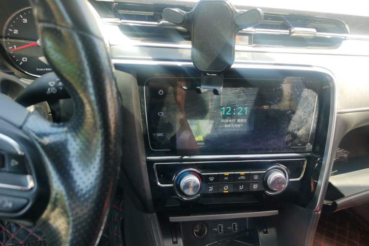 Used MG 6 2017 20T Manual Elite Smart Connect Version China V Standard Audio And AC Panel