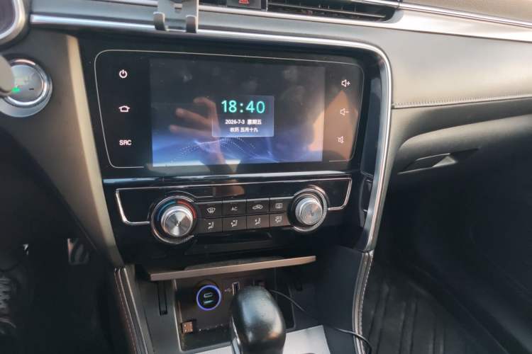 Used MG 6 2017 20T Automatic Luxury Smart Connect Version China V Standard Audio And AC Panel