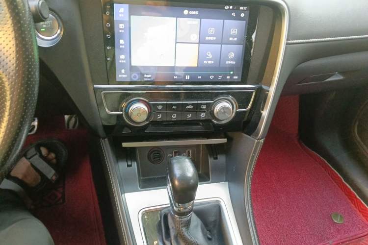 Used MG 6 2017 20T Automatic Luxury Smart Connect Version China V Standard Audio And AC Panel