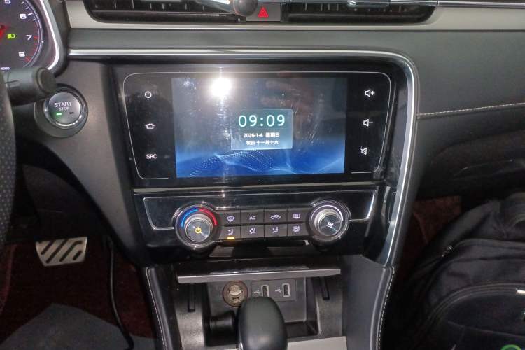 Used MG 6 2017 20T Automatic Luxury Smart Connect Version China V Standard Audio And AC Panel