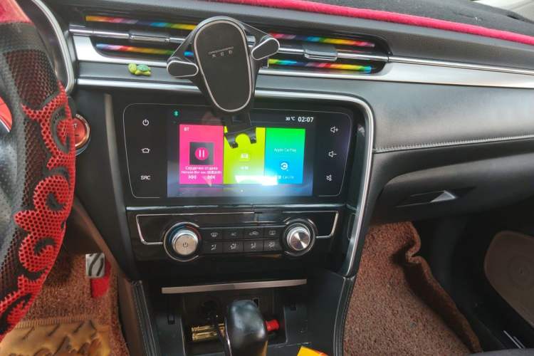 Used MG 6 2017 20T Automatic Luxury Smart Connect Version China V Standard Audio And AC Panel