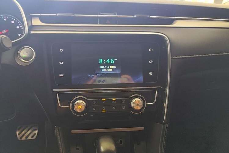 Used MG 6 2017 20T Automatic Luxury Smart Connect Version China V Standard Audio And AC Panel