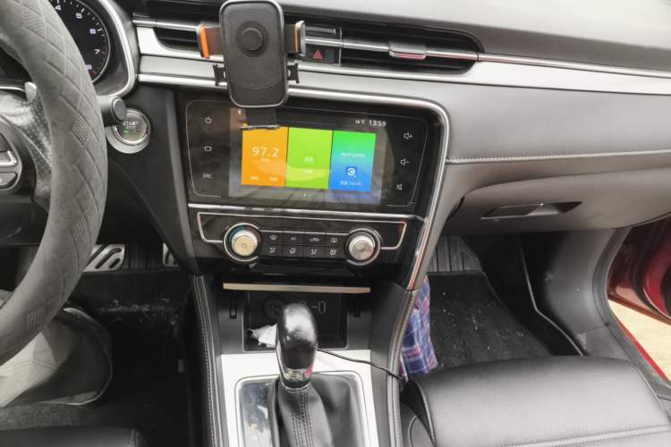 Used MG 6 2017 20T Automatic Luxury Smart Connect Version China V Standard Audio And AC Panel
