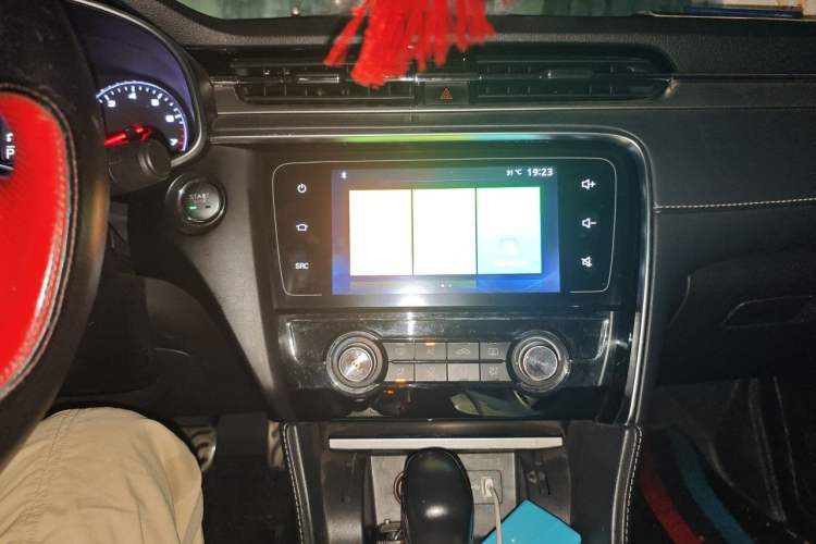 Used MG 6 2017 20T Automatic Luxury Smart Connect Version China V Standard Audio And AC Panel