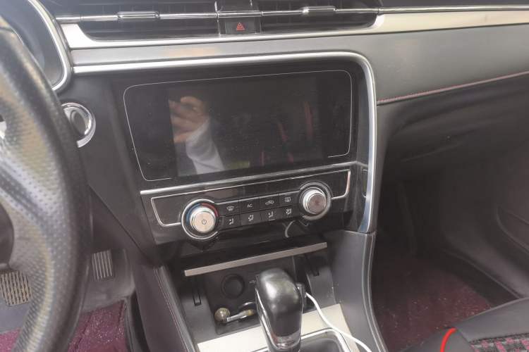 Used MG 6 2017 20T Automatic Elite Smart Connect Version China V Standard Audio And AC Panel