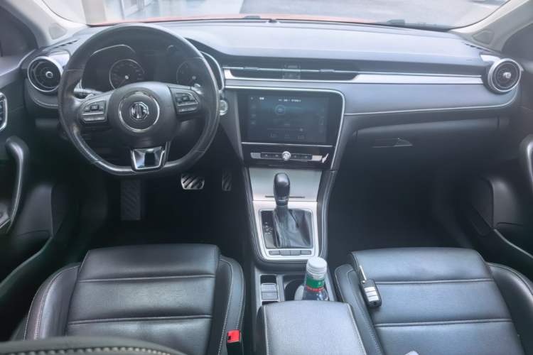 Used MG 6 2017 20T Automatic Prestige Internet Edition China V Standard Center Console