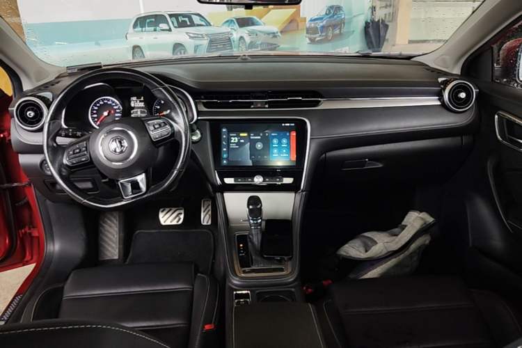 Used MG 6 2017 20T Automatic Prestige Internet Edition China V Standard Center Console
