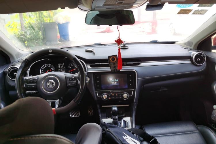 Used MG 6 2017 20T Automatic Luxury Smart Connect Version China V Standard Center Console