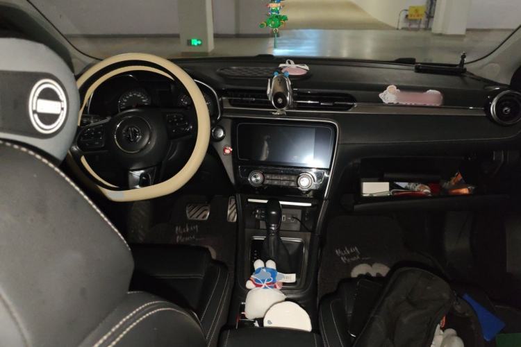 Used MG 6 2017 20T Automatic Luxury Smart Connect Version China V Standard Center Console