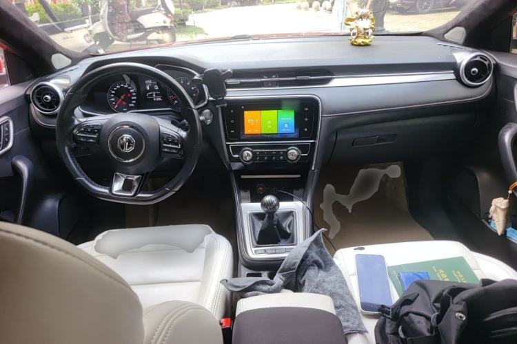 Used MG 6 2017 20T Manual Elite Smart Connect Version China V Standard Center Console