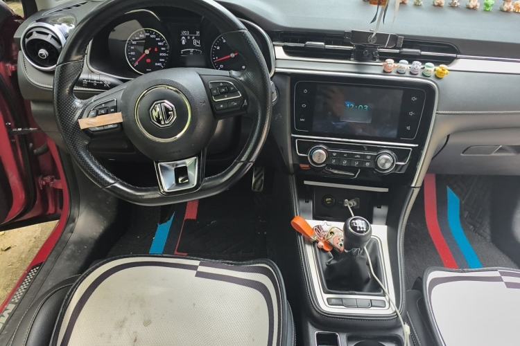 Used MG 6 2017 20T Manual Luxury Smart Connect Version China V Standard Center Console