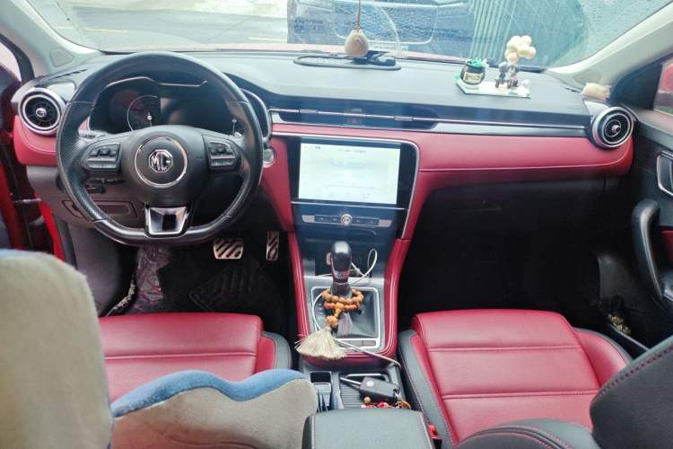 Used MG 6 2017 20T Automatic Trophy Prestige Internet Edition China V Standard Center Console