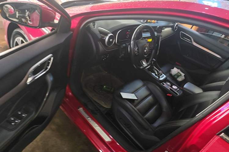 Used MG 6 2017 20T Automatic Luxury Smart Connect Version China V Standard Driver Seat