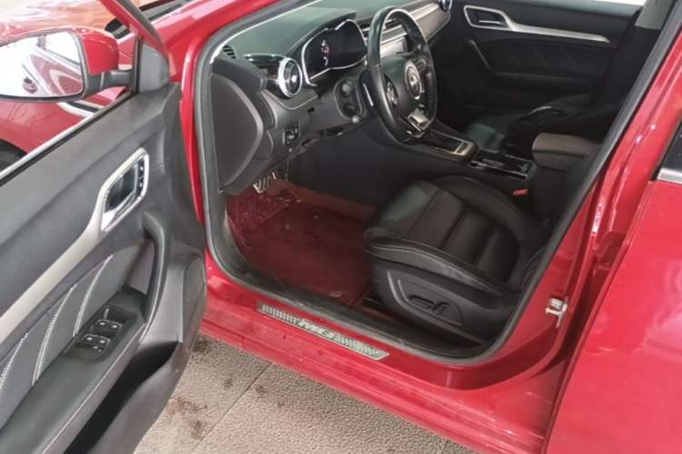 Used MG 6 2017 20T Automatic Luxury Smart Connect Version China V Standard Driver Seat