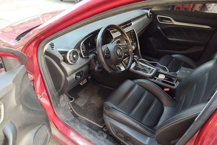 Used MG 6 2017 20T Automatic Luxury Smart Connect Version China V Standard Driver Seat