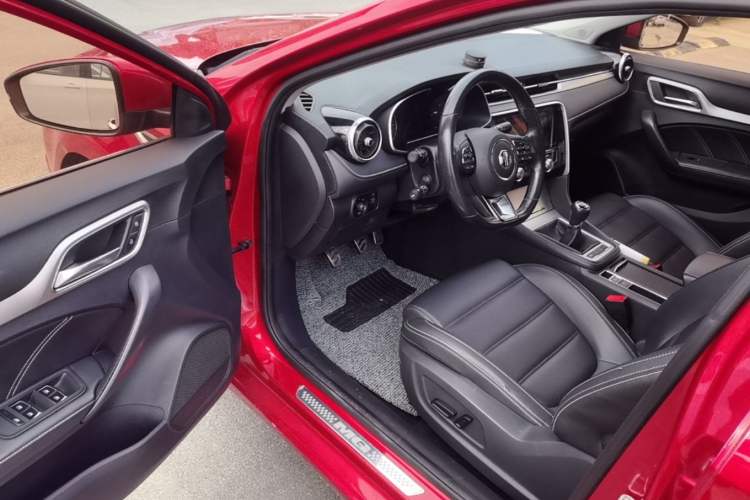 Used MG 6 2017 20T Manual Luxury Smart Connect Version China V Standard Driver Seat