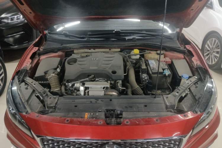 Used MG 6 2017 20T Automatic Luxury Smart Connect Version China V Standard Engine Bay